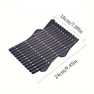 https://cdn.shopify.com/s/files/1/0647/9170/7830/files/protection-chien-voiture-grille-3709105.webp?v=1777923309
