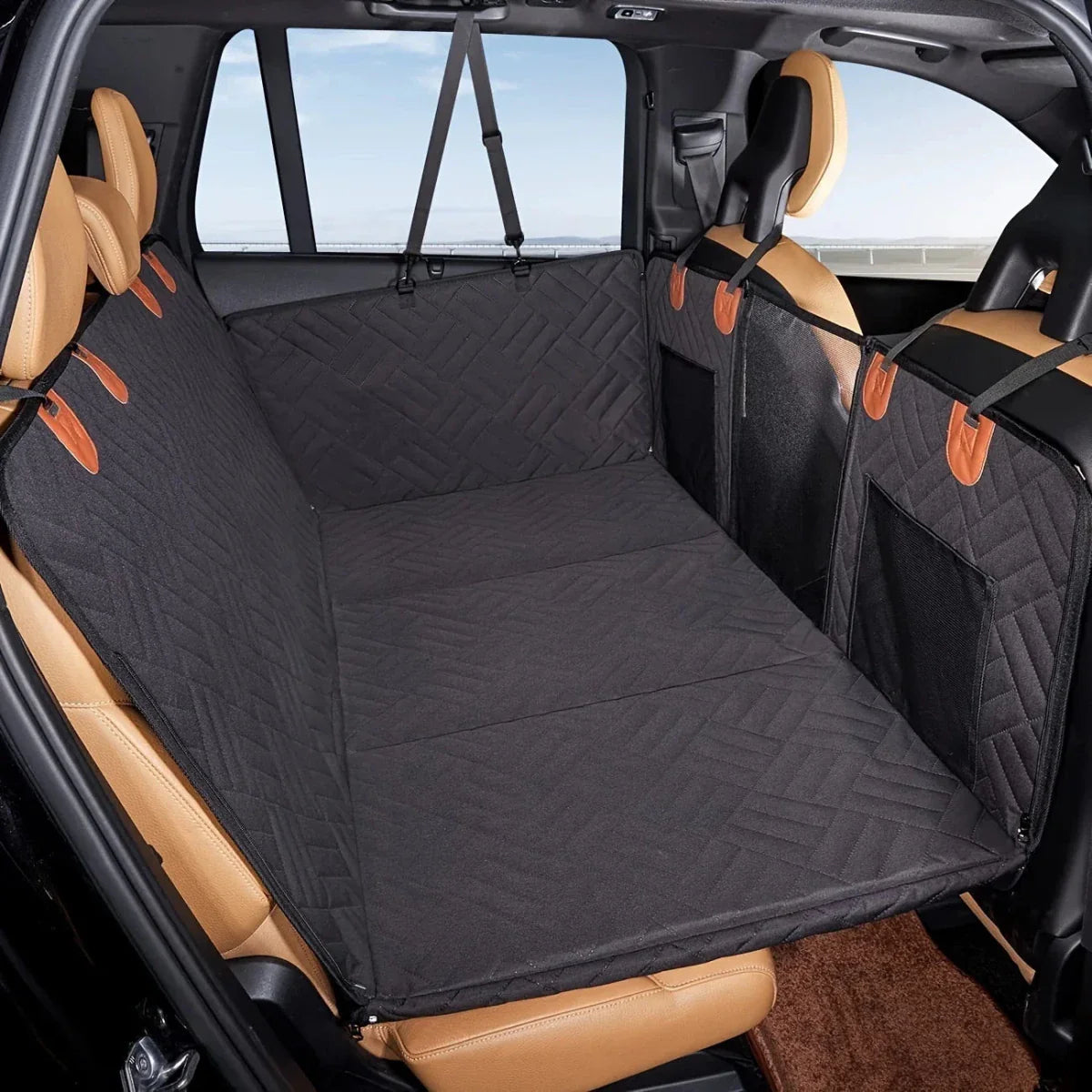 https://cdn.shopify.com/s/files/1/0647/9170/7830/files/protection-siege-arriere-voiture-chien-5822702.webp?v=1777923249