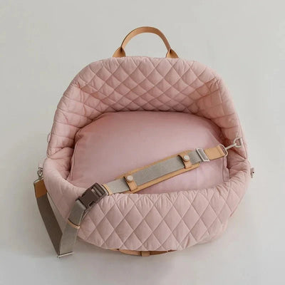 https://cdn.shopify.com/s/files/1/0647/9170/7830/files/sac-a-main-elegant-pour-chien-8001946.webp?v=1777925113