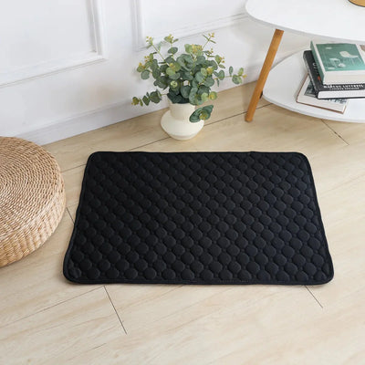 https://cdn.shopify.com/s/files/1/0647/9170/7830/files/tapis-absorbant-et-reutilisable-pour-animaux-5327137.webp?v=1777924937