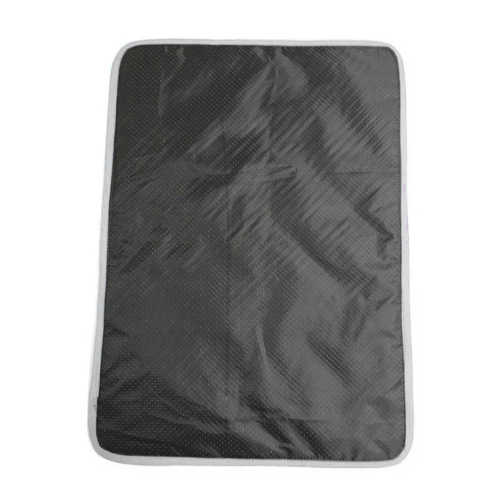 https://cdn.shopify.com/s/files/1/0647/9170/7830/files/tapis-auto-chauffant-dhiver-pour-chien-7768342.webp?v=1777924695