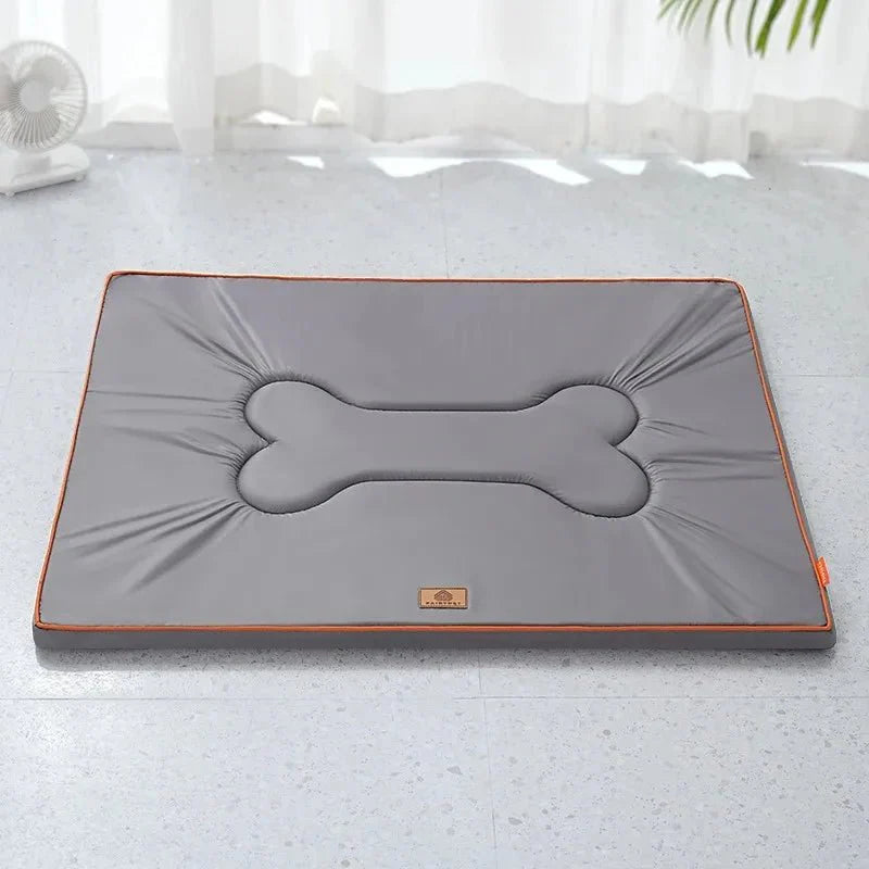 https://cdn.shopify.com/s/files/1/0647/9170/7830/files/tapis-chien-exterieur-4900743.webp?v=1777923070