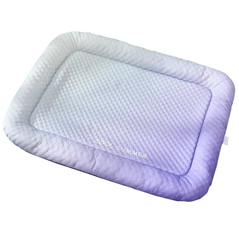 https://cdn.shopify.com/s/files/1/0647/9170/7830/files/tapis-chien-rafraichissant-colore-5478734.webp?v=1777924815