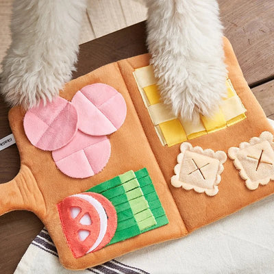 https://cdn.shopify.com/s/files/1/0647/9170/7830/files/tapis-de-fouille-pour-chien-9984792.webp?v=1777924568