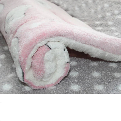https://cdn.shopify.com/s/files/1/0647/9170/7830/files/tapis-de-sol-chien-3423230.webp?v=1777923191