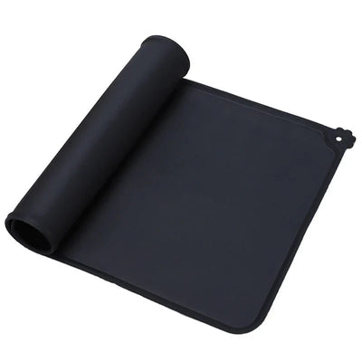 https://cdn.shopify.com/s/files/1/0647/9170/7830/files/tapis-pour-gamelles-2851591.webp?v=1777925354
