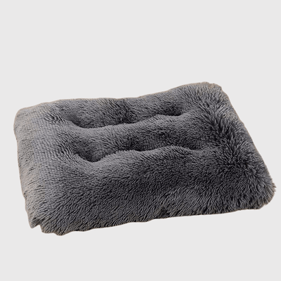 https://cdn.shopify.com/s/files/1/0763/9767/4819/files/tapis_xxl_pour_chien.png?v=1747840058
